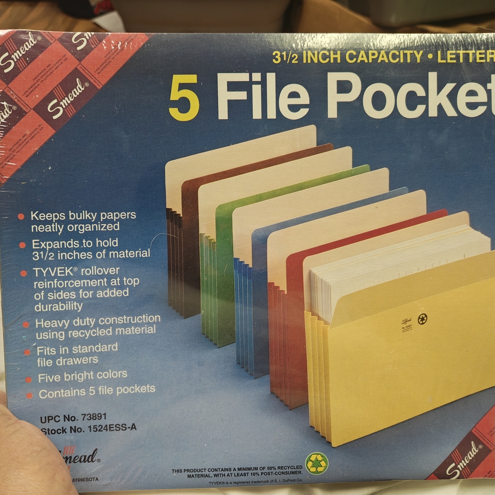 Staple Multi-Color File Jackets and Pockets Set - Picture 8 of 9